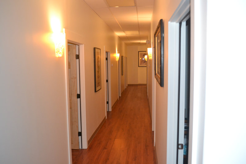 J-Massage interior hallway
